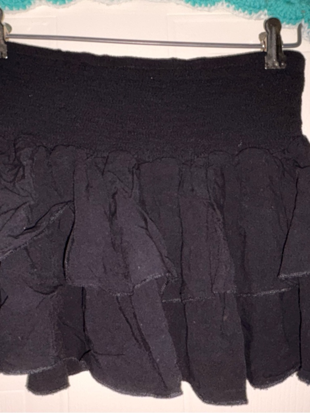 SHEIN Black Ruffled Smocked Waist Mini Skirt